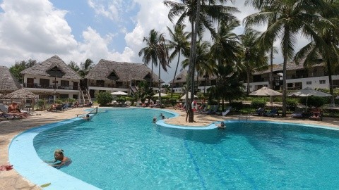 Paradise Beach Resort