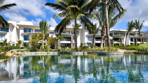 Radisson Blu Azuri Resort & Spa (Roches Noires)