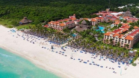 Sandos Playacar Beach Resort