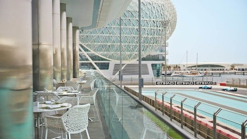 W Abu Dhabi