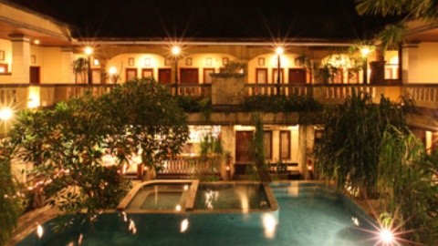 Maxi - Bali - Kuta Beach - 2025.11.11. (K) - 11.17. (H)