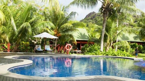 Paradise Sun - Seychelle-szigetek - Praslin - Anse Volbert - 2025.11.18. (K) - 11.27. (Cs)