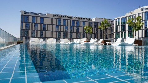 Holiday Inn Dubai Al-Maktoum Airport - Egyesült Arab Emírségek - Dubai - 2026.03.11. (Sze) - 03.17. (K)