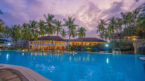 PrideInn Flamingo Beach Resort - Kenya - Mombasa - Shanzu - 2026.02.03. (K) - 02.11. (Sze)