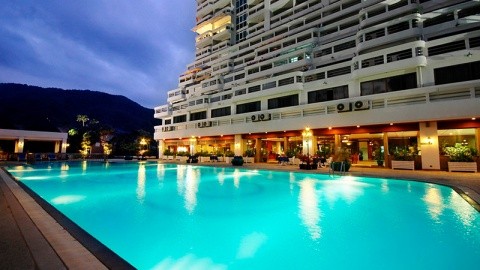 Andaman Beach Suites - 4 csillagos szállás - Thaiföld, Phuket - Reggeli